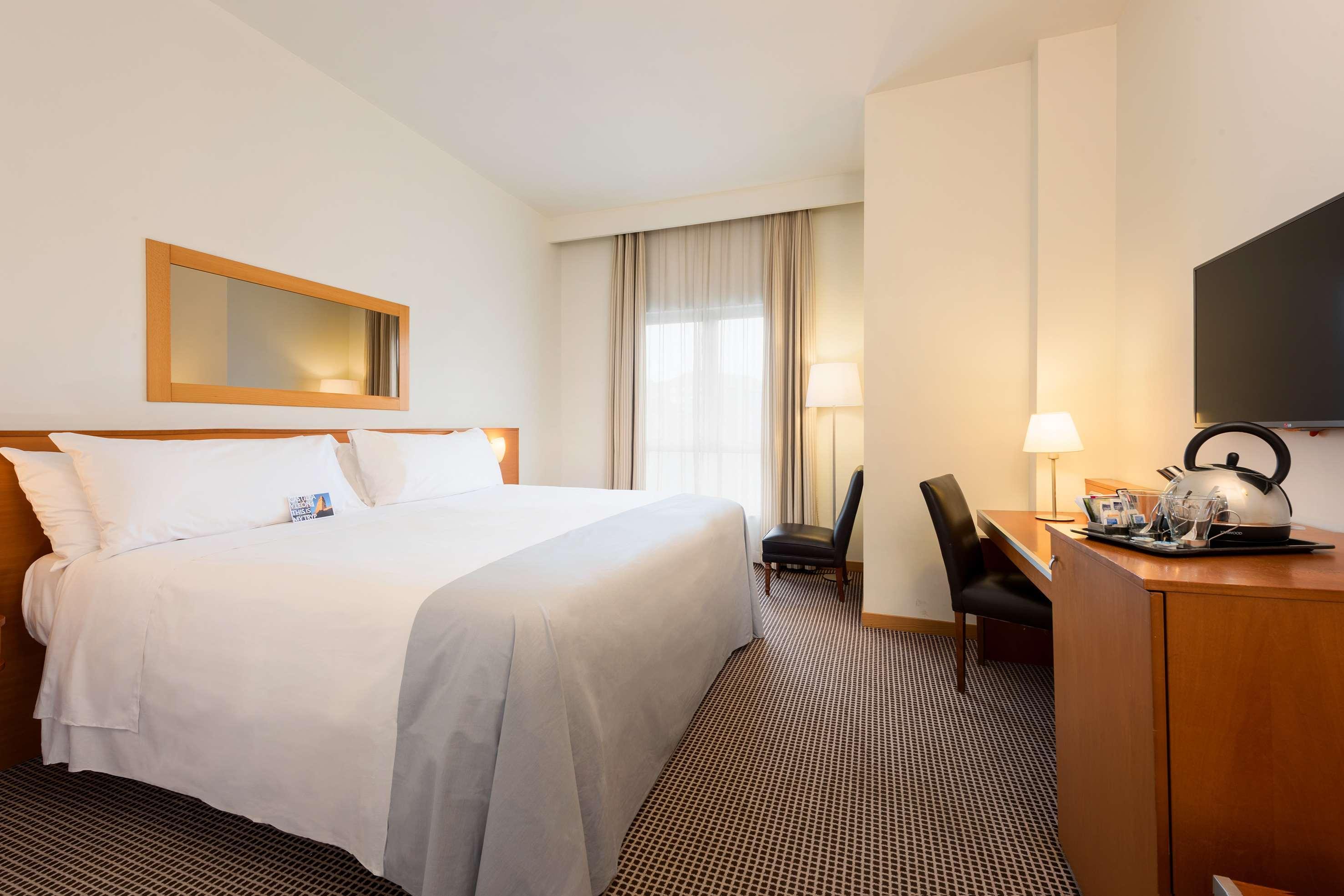 Hotel Zentral León Extérieur photo