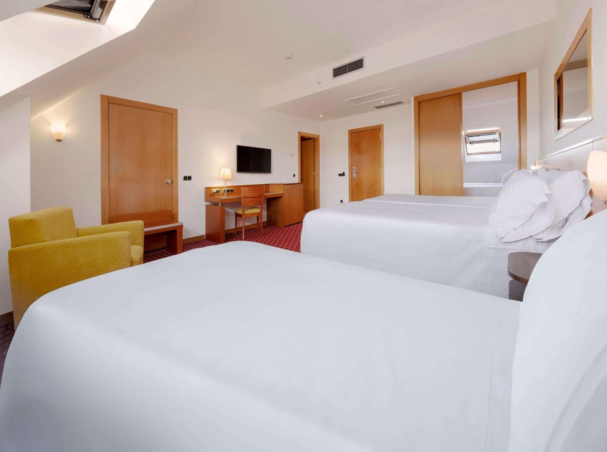 Hotel Zentral León Extérieur photo