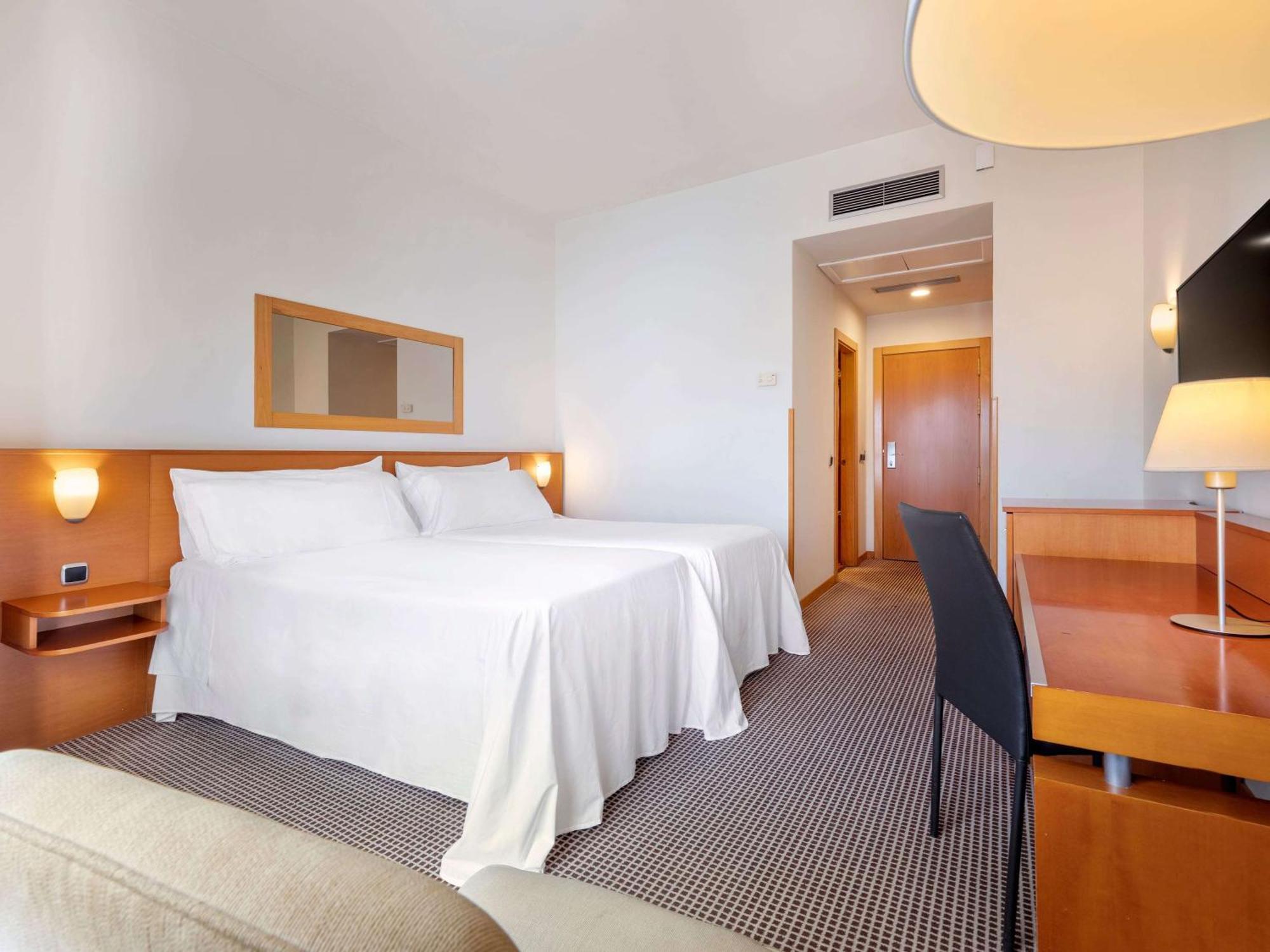Hotel Zentral León Extérieur photo